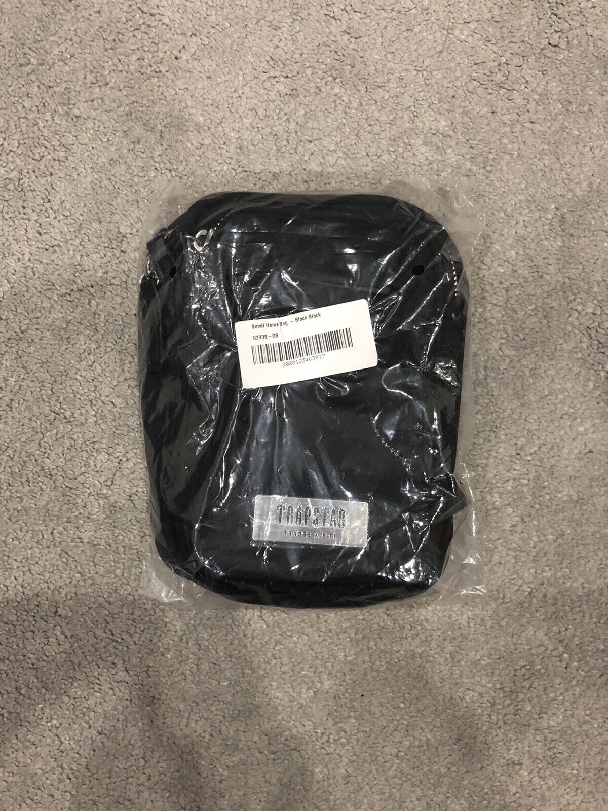 TRAPSTAR IRONGATE T PREMIUM SMALL ITEMS BAG - BLACK/CHROME