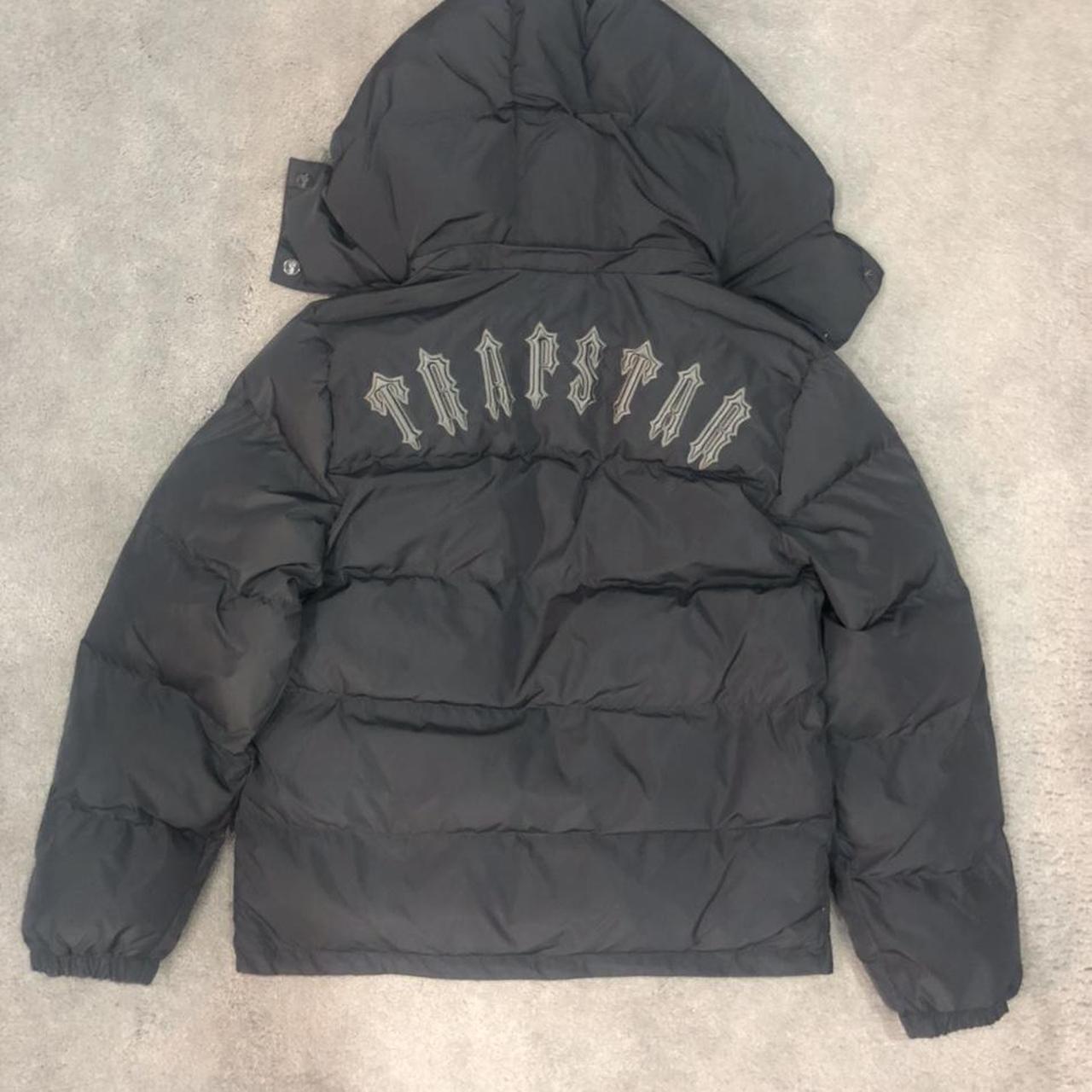 TRAPSTAR IRONGATE DETACHABLE HOODED PUFFER - STONE GREY